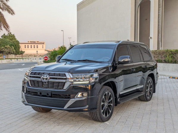 Toyota Land Cruiser 2018  Black LHD Diesel AT SUV 4WD view 14