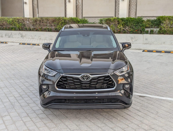 Toyota Highlander 2023/ Black LHD Hybrid AT SUV 4WD
