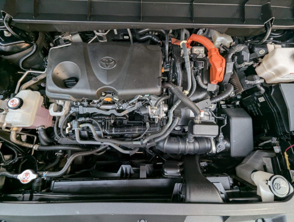 Toyota Highlander 2023/ Black LHD Hybrid AT SUV 4WD view 13