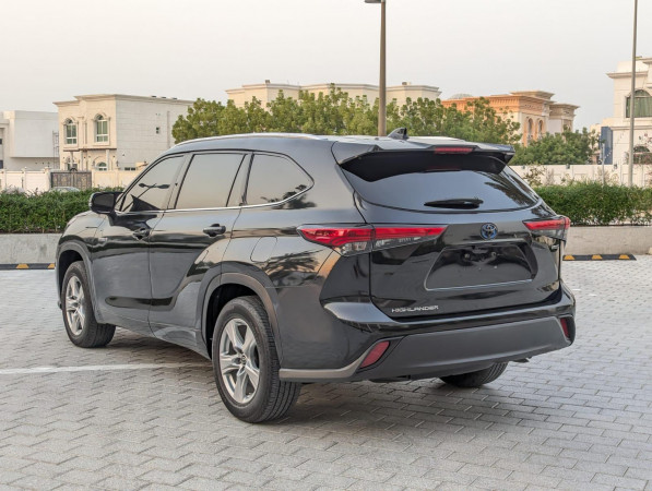 Toyota Highlander 2023/ Black LHD Hybrid AT SUV 4WD view 18