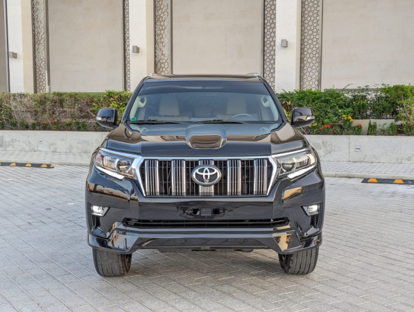 Toyota LAND CRUISER PRADO 2023/ Black LHD Petrol AT SUV 4WD
