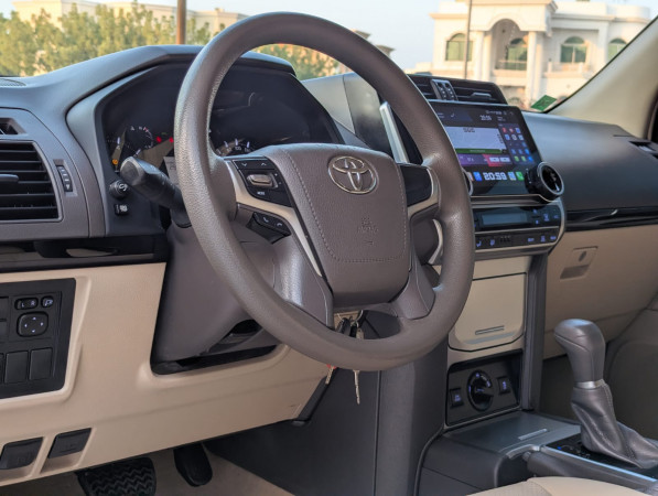 Toyota LAND CRUISER PRADO 2023/ Black LHD Petrol AT SUV 4WD view 2