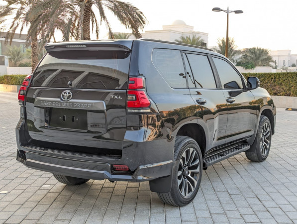 Toyota LAND CRUISER PRADO 2023/ Black LHD Petrol AT SUV 4WD view 16