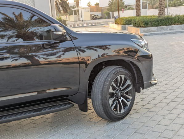 Toyota LAND CRUISER PRADO 2023/ Black LHD Petrol AT SUV 4WD view 20