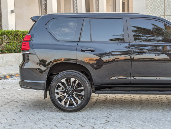 Toyota LAND CRUISER PRADO 2023/ Black LHD Petrol AT SUV 4WD view 21