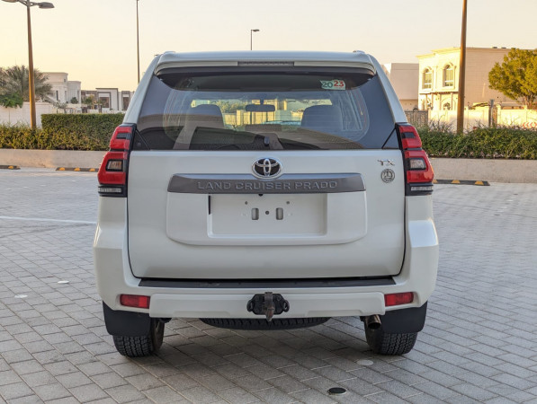 Toyota LAND CRUISER PRADO 2023  White LHD Petrol AT SUV 4WD view 12