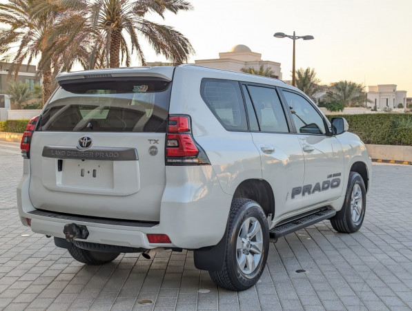 Toyota LAND CRUISER PRADO 2023  White LHD Petrol AT SUV 4WD view 14
