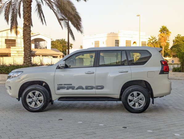 Toyota LAND CRUISER PRADO 2023  White LHD Petrol AT SUV 4WD view 16