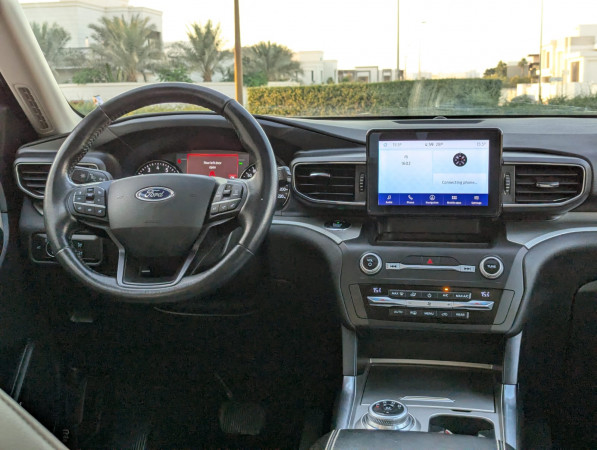 Ford Explorer 2020/ White LHD Petrol AT SUV 4WD view 4