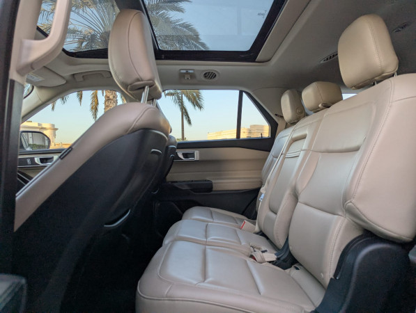 Ford Explorer 2020/ White LHD Petrol AT SUV 4WD view 13
