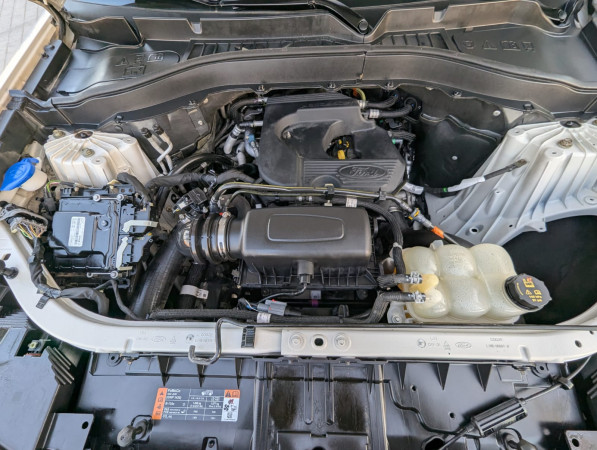 Ford Explorer 2020/ White LHD Petrol AT SUV 4WD view 14