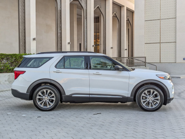 Ford Explorer 2020/ White LHD Petrol AT SUV 4WD view 17