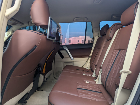 Toyota LAND CRUISER PRADO 2019  Black LHD Petrol AT SUV 4WD view 9