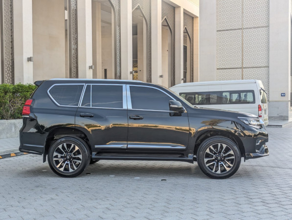 Toyota LAND CRUISER PRADO 2019  Black LHD Petrol AT SUV 4WD view 16