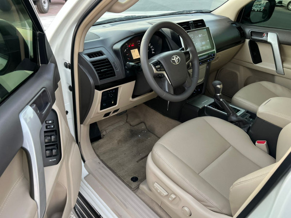 Toyota LAND CRUISER PRADO 2019/ White LHD Petrol AT SUV 4WD view 8