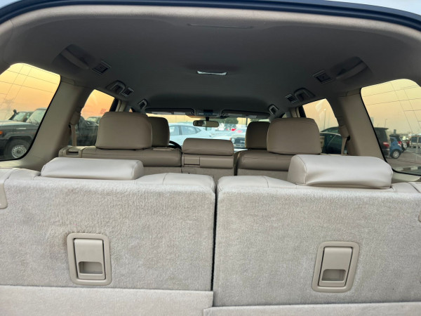 Toyota LAND CRUISER PRADO 2019/ White LHD Petrol AT SUV 4WD view 9