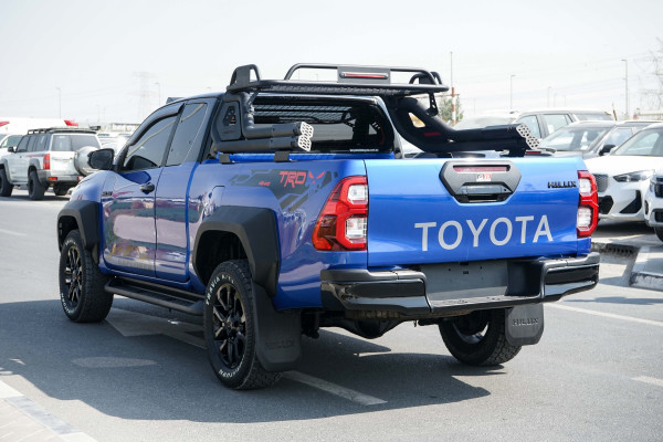 Toyota Hilux 2018  Blue RHD Diesel AT Pickup 2WD view 14