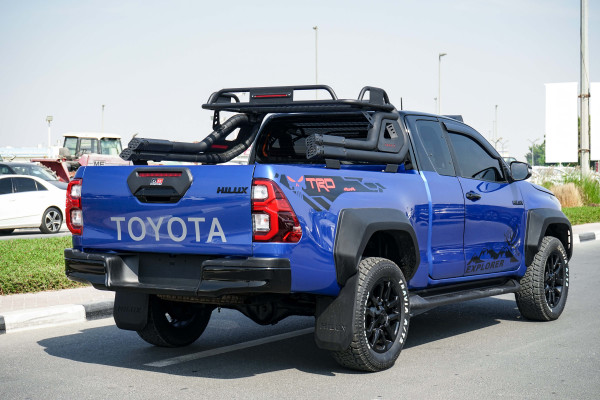 Toyota Hilux 2018  Blue RHD Diesel AT Pickup 2WD view 15