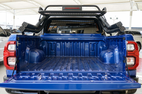 Toyota Hilux 2018  Blue RHD Diesel AT Pickup 2WD view 18