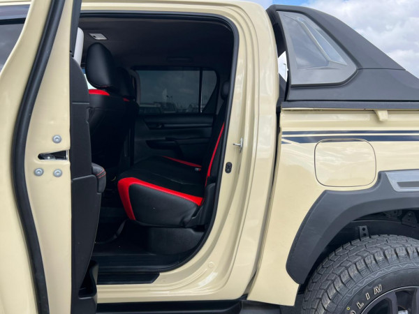 Toyota Hilux 2023  Beige RHD Diesel AT Pickup 4WD view 7
