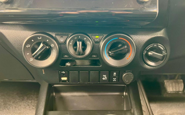 Toyota Hilux 2023  White RHD Diesel AT Pickup 4WD view 8