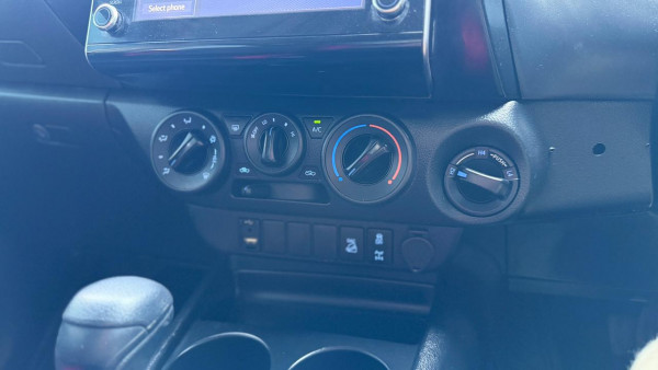Toyota Hilux 2023/ Silver RHD Diesel AT Pickup 4WD view 2