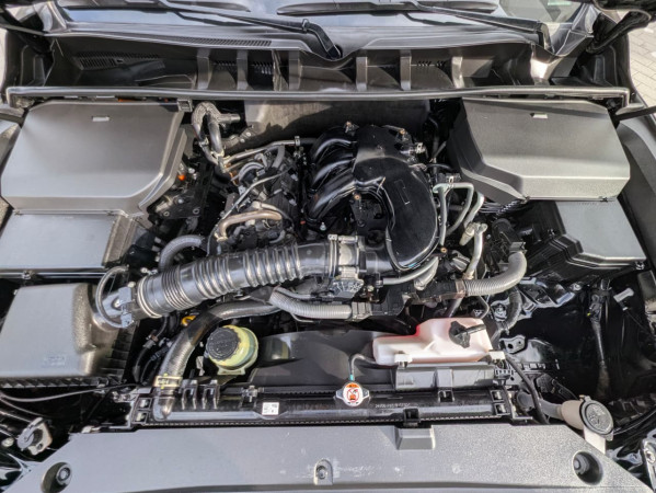 Toyota Land Cruiser 2022/ Black LHD Petrol AT SUV 4WD view 11