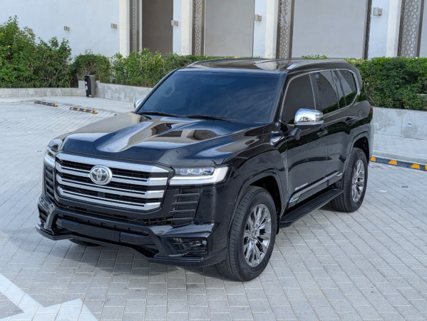 Toyota Land Cruiser 2022/ Black LHD Petrol AT SUV 4WD view 13