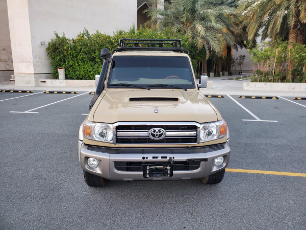 Toyota Land Cruiser Pickup 2019  Beige LHD Diesel MT Pickup 4WD