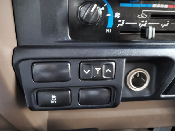 Toyota Land Cruiser Pickup 2019  Beige LHD Diesel MT Pickup 4WD view 2