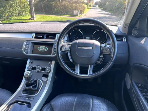 Land Rover Range Rover Evoque 2019/ White RHD Diesel MT SUV 4WD view 2