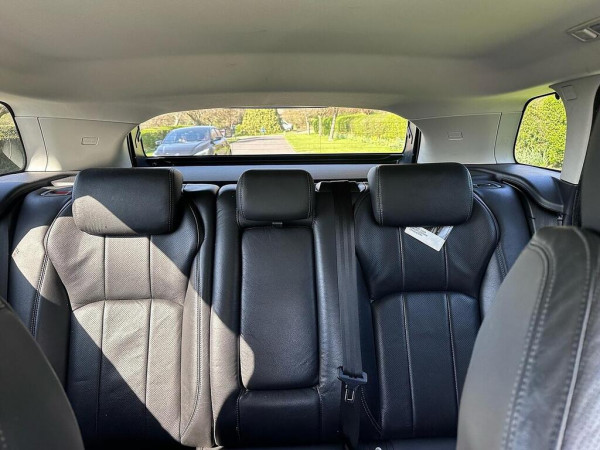 Land Rover Range Rover Evoque 2019/ White RHD Diesel MT SUV 4WD view 5