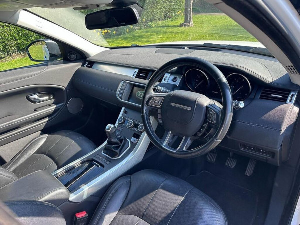 Land Rover Range Rover Evoque 2019/ White RHD Diesel MT SUV 4WD view 10
