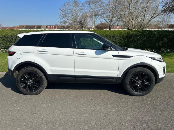 Land Rover Range Rover Evoque 2019/ White RHD Diesel MT SUV 4WD view 16