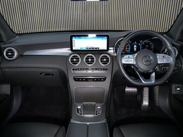 Mercedes-Benz GLC 300 2022/ Silver RHD Diesel AT SUV Crossover 4WD view 16