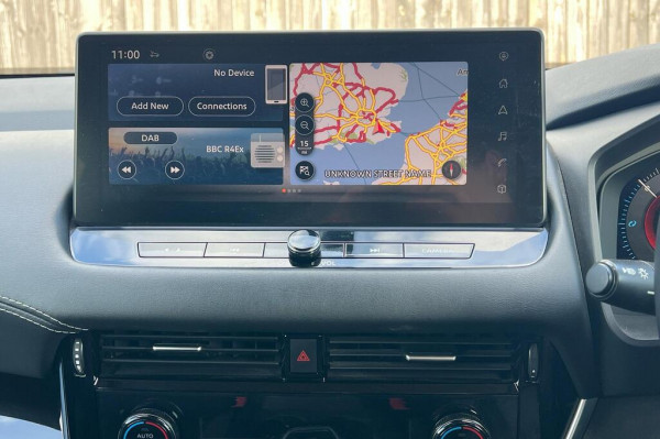 Nissan Qashqai 2022/ Grey RHD Hybrid AT SUV Crossover 2WD view 3