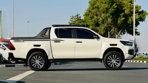 Toyota Hilux 2019/ White RHD Diesel AT Pickup 4WD view 10