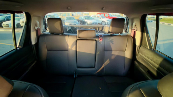 Toyota Hilux 2019/ Grey RHD Diesel AT Pickup 4WD view 5