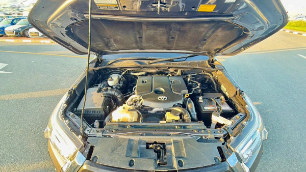 Toyota Hilux 2019/ Grey RHD Diesel AT Pickup 4WD view 6