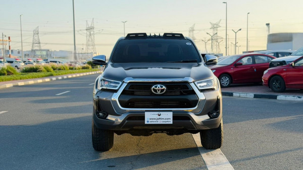 Toyota Hilux 2019/ Grey RHD Diesel AT Pickup 4WD view 7