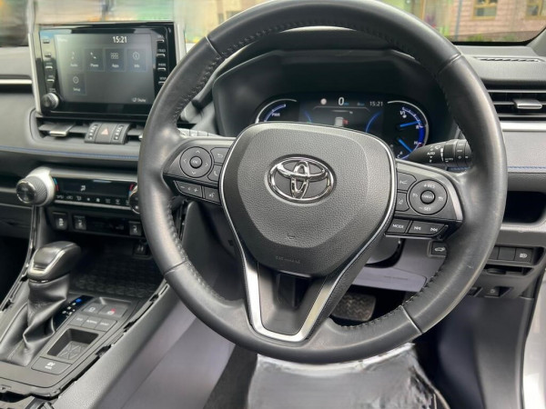 Toyota RAV 4 2019/ Silver RHD Hybrid AT SUV Crossover 2WD view 9