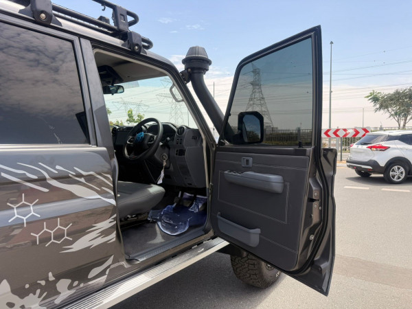 Toyota Land Cruiser Pickup 2019/ Grey RHD Diesel MT Pickup 4WD view 4