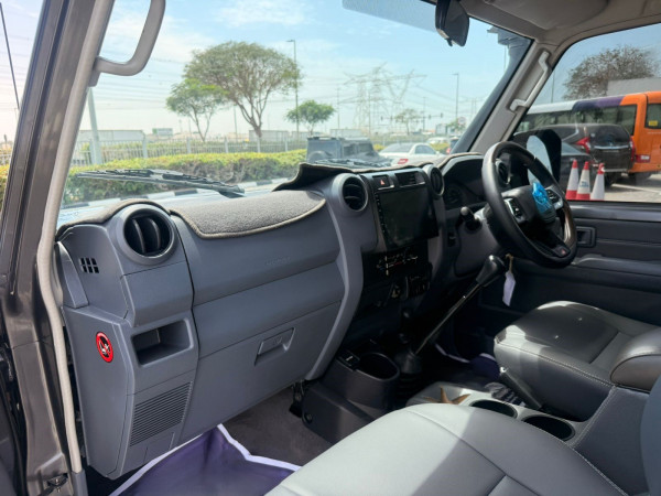 Toyota Land Cruiser Pickup 2019/ Grey RHD Diesel MT Pickup 4WD view 16