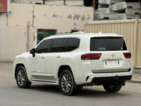 Toyota Land Cruiser 2023  White LHD Petrol AT SUV 4WD view 4
