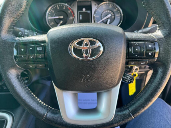 Toyota Hilux 2023/ Silver RHD Diesel MT Pickup 4WD view 2