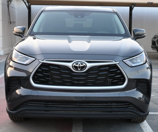 Toyota Highlander 2023  Black LHD Petrol AT SUV 4WD