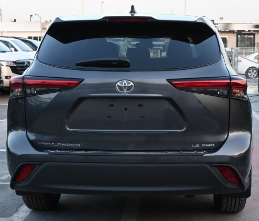 Toyota Highlander 2023  Black LHD Petrol AT SUV 4WD view 8