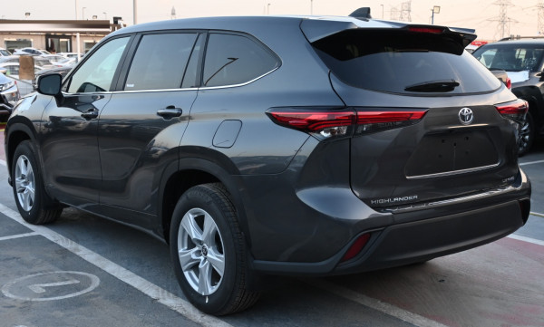 Toyota Highlander 2023  Black LHD Petrol AT SUV 4WD view 10