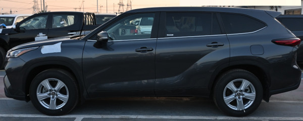 Toyota Highlander 2023  Black LHD Petrol AT SUV 4WD view 12