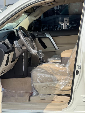 Toyota LAND CRUISER PRADO 2019/ White LHD Petrol AT SUV 4WD view 12